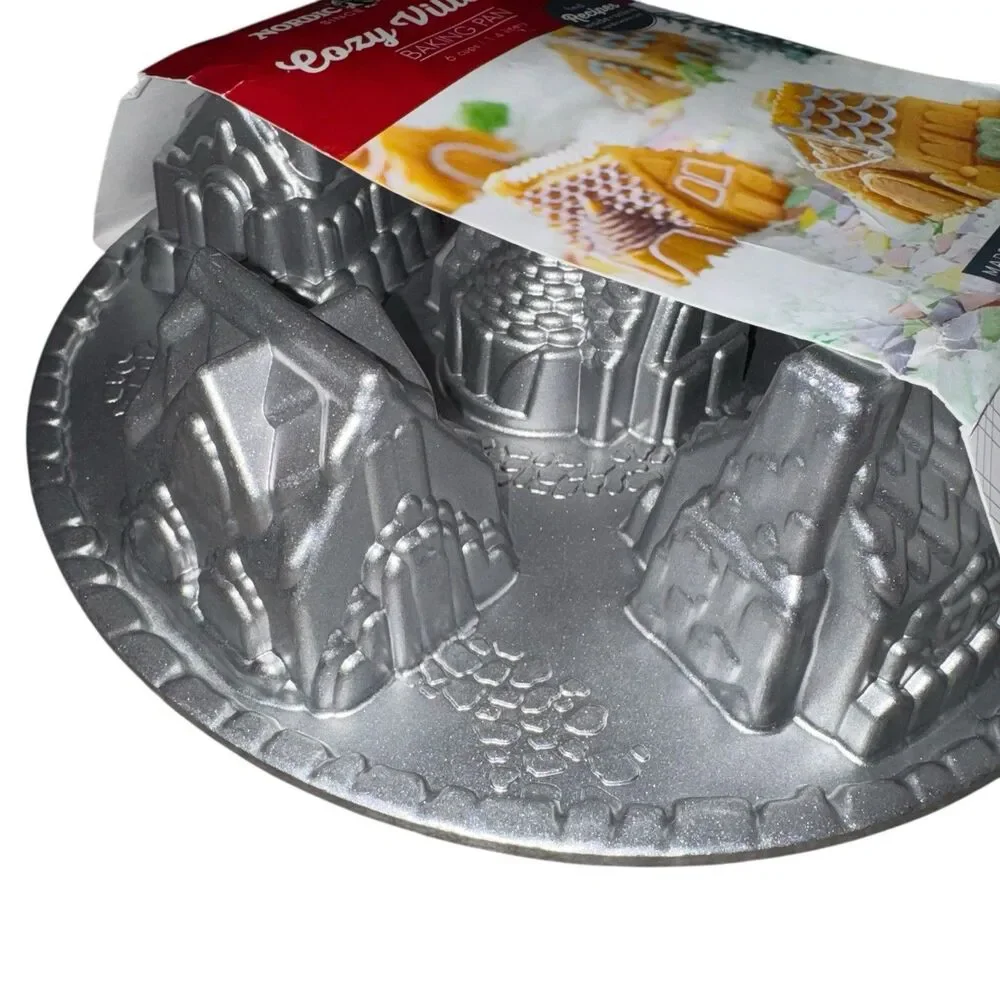 Nordic Ware Cozy Village Baking Pan‎ - Cast Iron Aluminum Brand New 6 Cups New